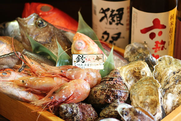 産地直送！色鮮やかな【お造り盛合せ】＆贅沢ランチに舌鼓